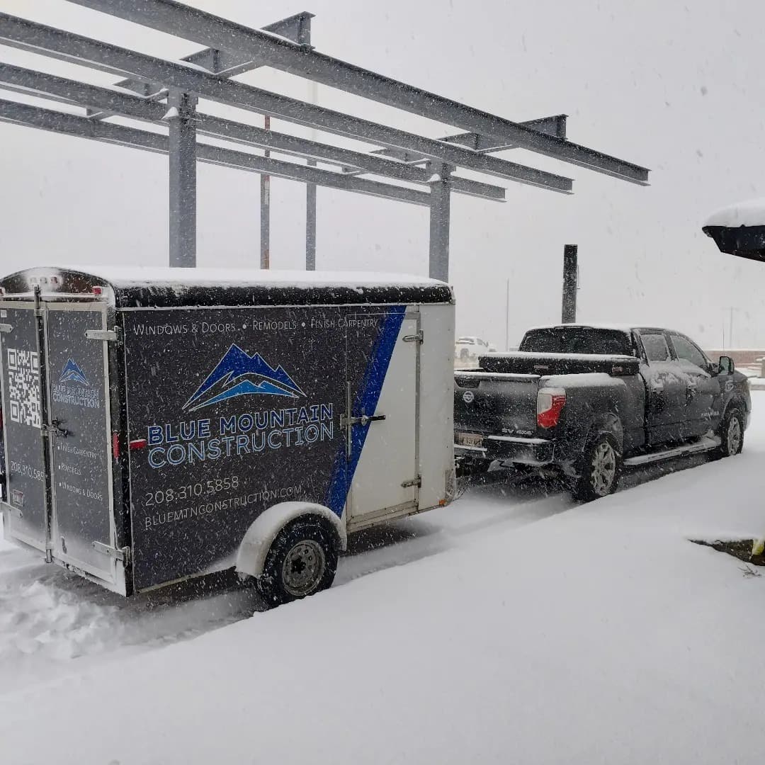 Blue Mountain Construction craftsman working on home improvement project